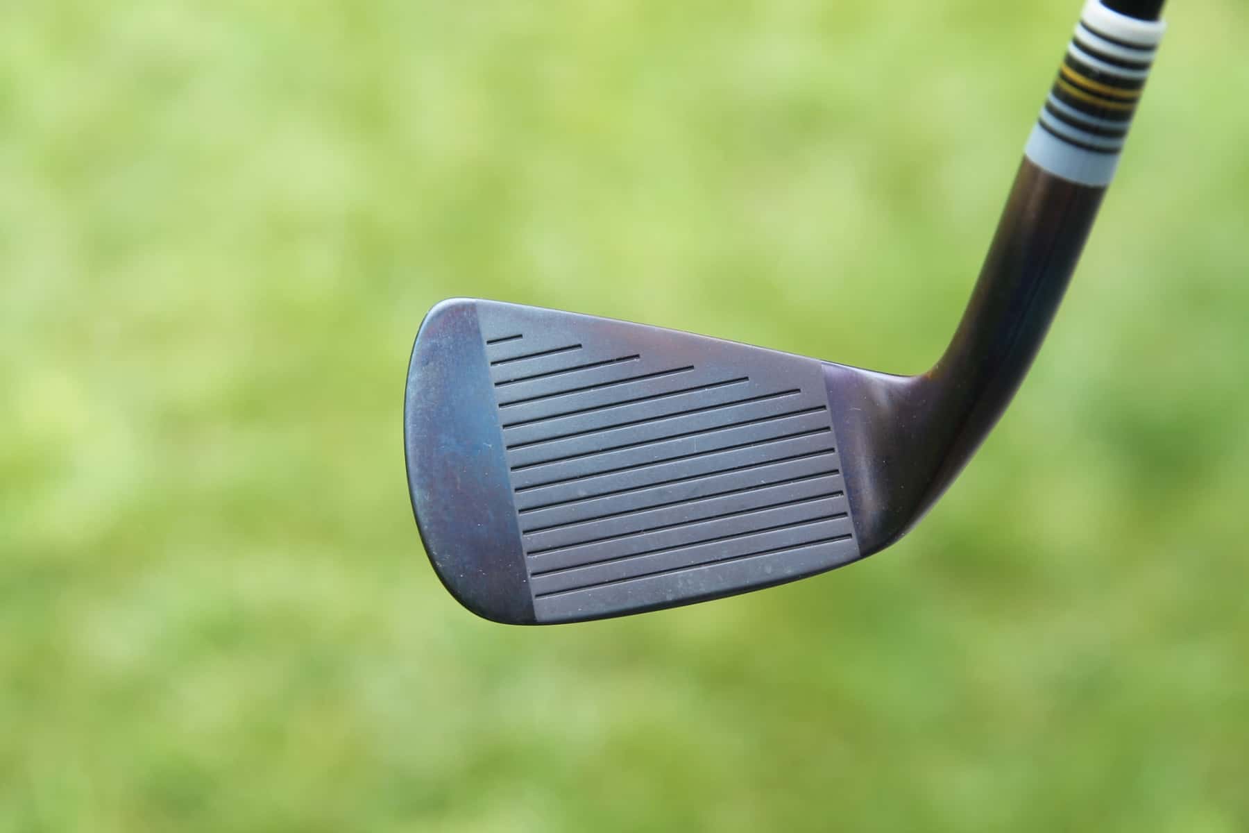 "1 of 1" Miura KM-700 4-PW Oil Can Iron Set w/ AMT Silver X-Stiff Black Shafts