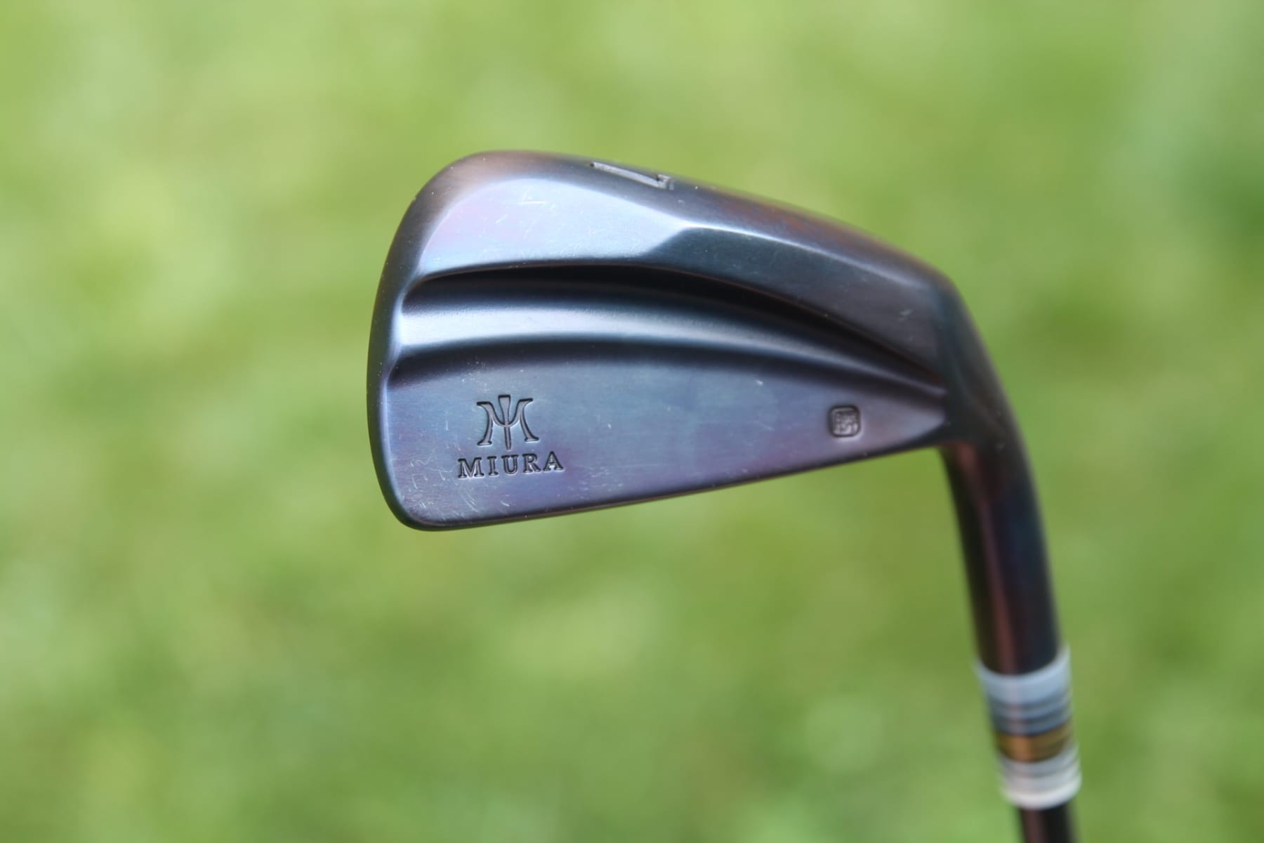 "1 of 1" Miura KM-700 4-PW Oil Can Iron Set w/ AMT Silver X-Stiff Black Shafts