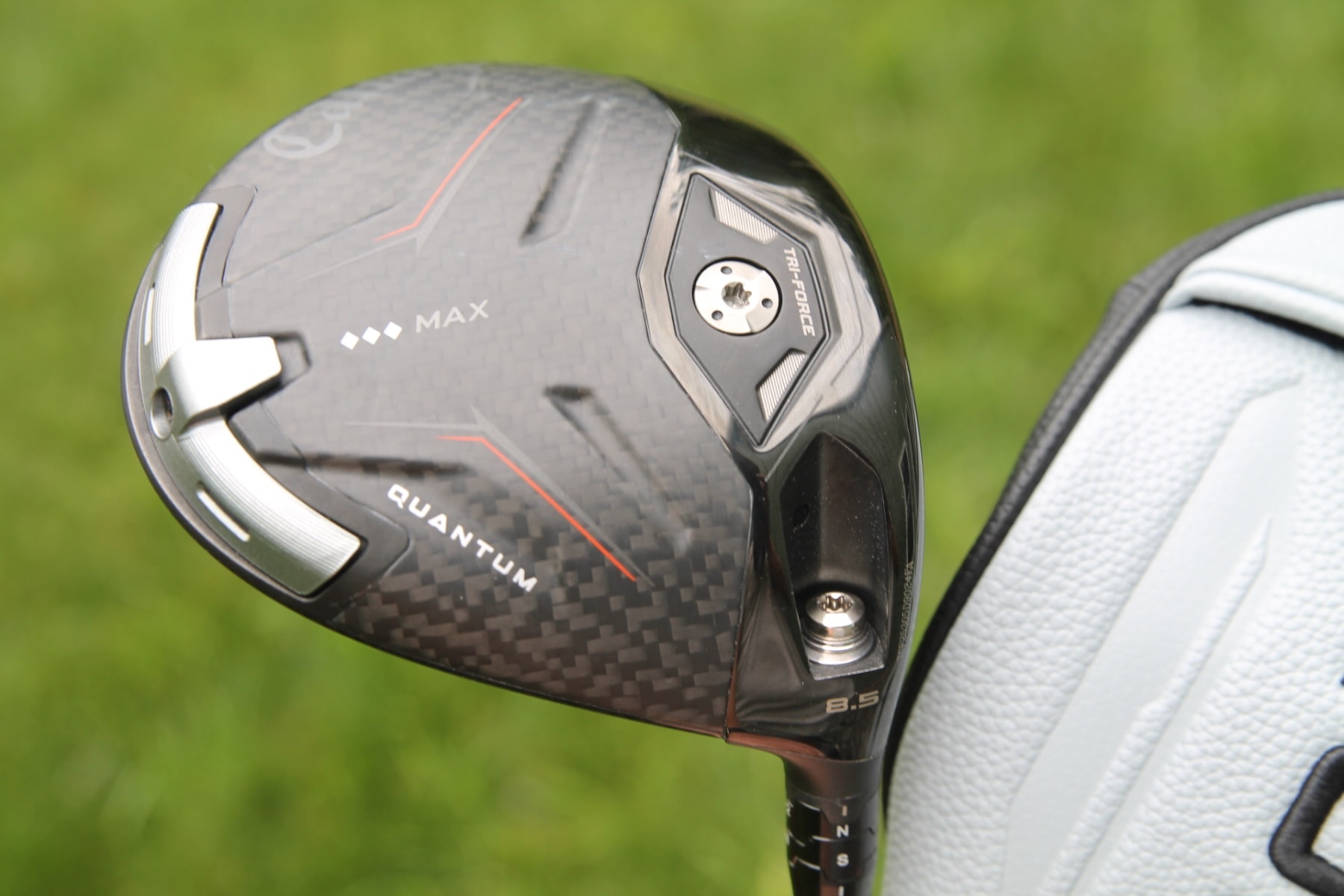 Tour Issue Callaway Quantum TD Max 8.5 w/ UST Lin-Q White 5TX 